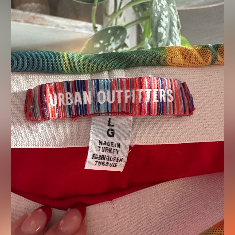 Urban Outfitters | Floral Multicolor Skirt - Picture 5 of 6